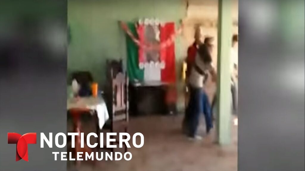 Perturbadoras imagenes del asesinato de un hombre en Mexico