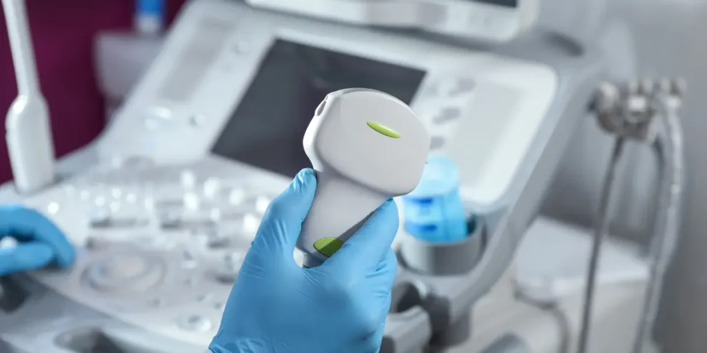 Vantagens do Ultrassom microfocado para profissionais da medicina estética: Benefícios e Aplicações Eficazes Ultrassom microfocado para profissionais da medicina estética