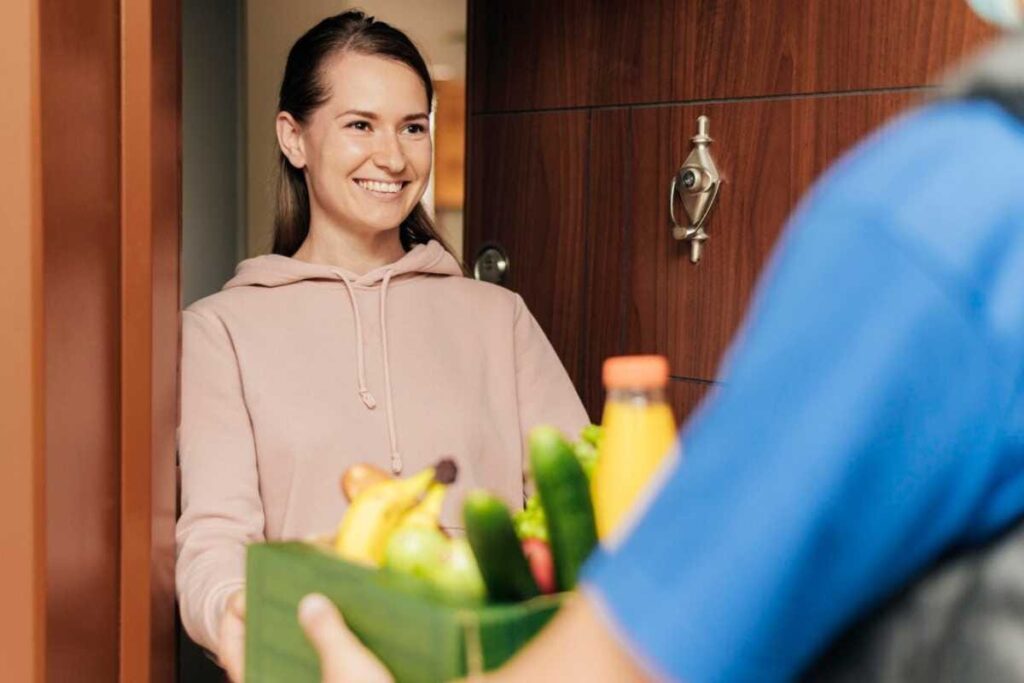 Além das refeições: o que mais dá para pedir no delivery