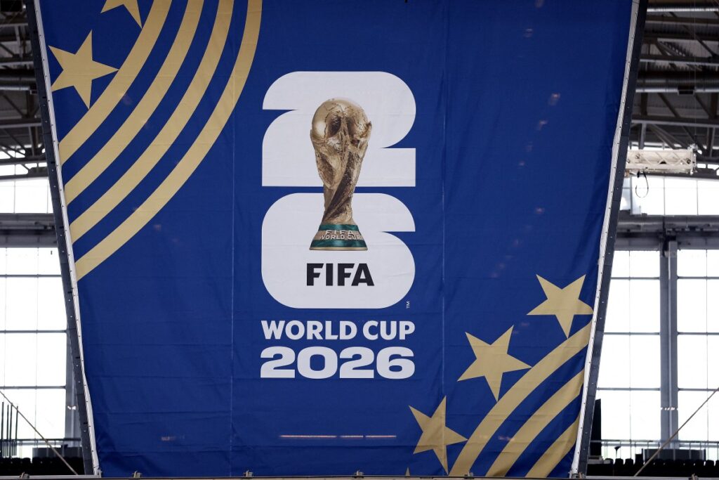 Fifa multa México por gritos homofóbicos antes da Copa de 2026