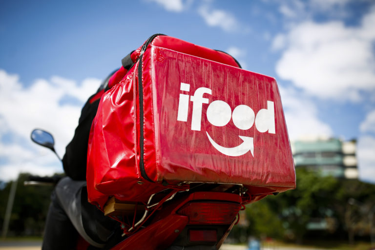 Governo multa iFood e Keeta por falta de transparência Governo multa iFood e Keeta por falta de transparência
