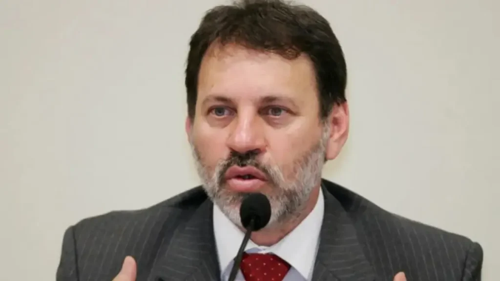 Delúbio nega que candidatura seja resgate de imagem Delúbio nega que candidatura seja resgate de imagem