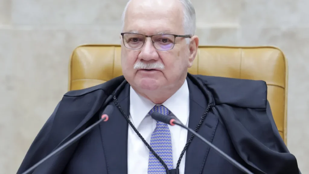 Fachin defende responsabilização de plataformas digitais Fachin defende responsabilização de plataformas digitais
