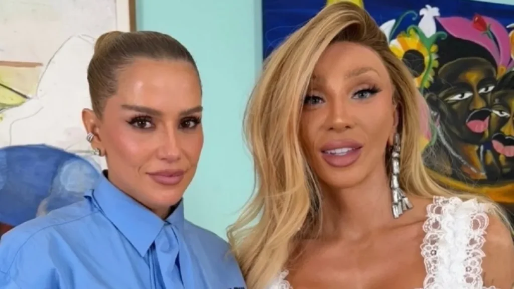 Deborah Secco sugere brechó com bolsas falsas de Maya