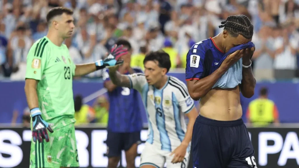 Argentina vence Cabo Verde na prorrogação com gol contra
