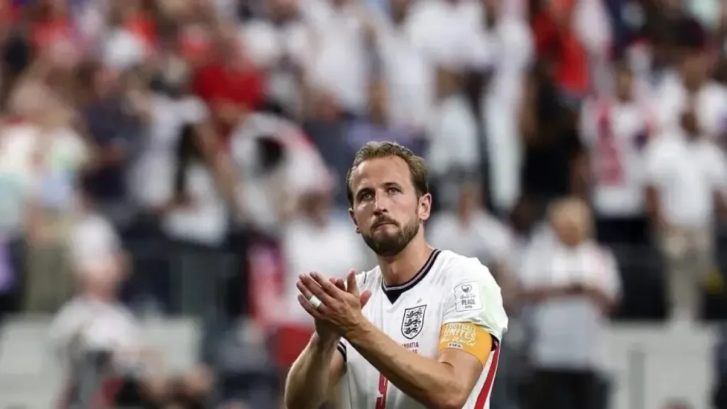 Kane pede calma à Inglaterra após vitória heroica sobre o México Kane pede calma à Inglaterra após vitória heroica sobre o México