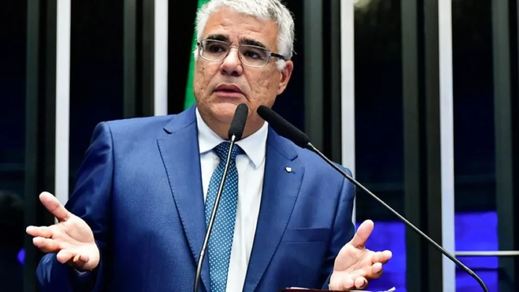 Girão propõe PEC para acabar com emendas Pix Girão propõe PEC para acabar com emendas Pix