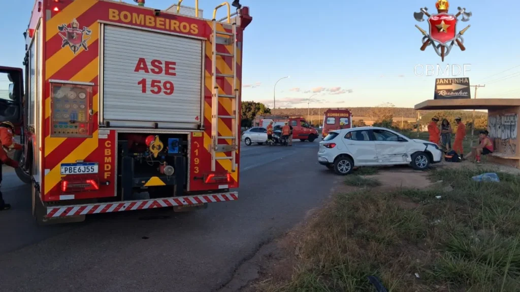 Acidente em Planaltina deixa dois feridos na DF-230