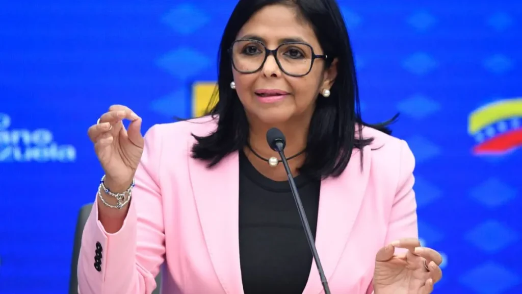 Venezuela liberta 131 presos políticos após diálogo Venezuela liberta 131 presos políticos após diálogo